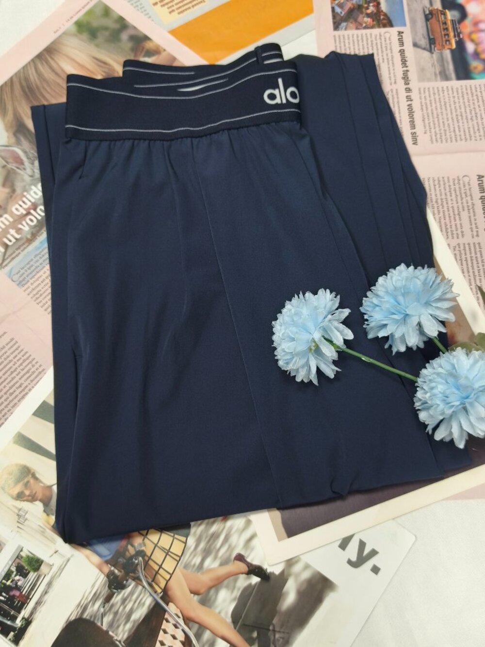 Alo Yoga Navy Blue Relaxed Trousers🍧Summer Vitality Style (Regular 30" Inseam) - Picture 4 of 8